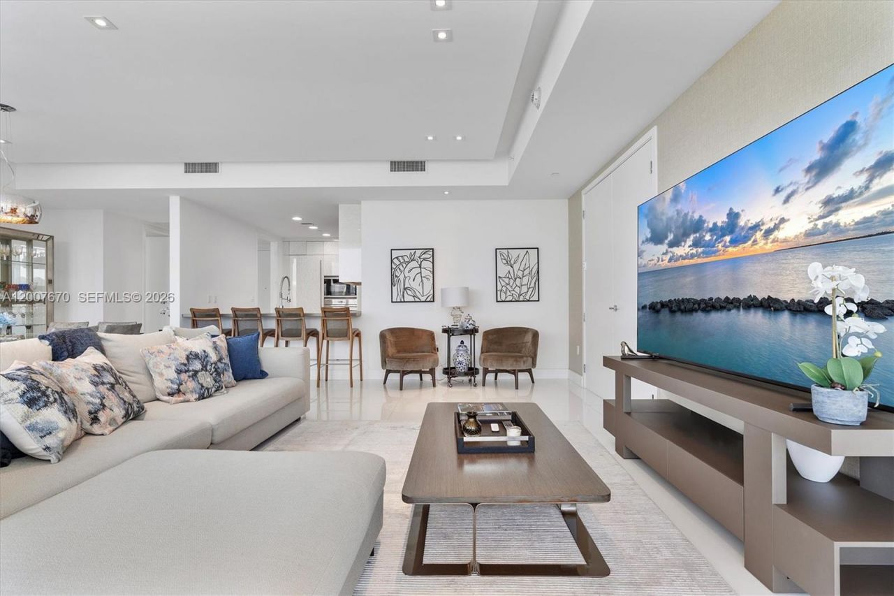 17475 Collins Ave , Unit 504, Sunny Isles Beach, FL 33160 Photo