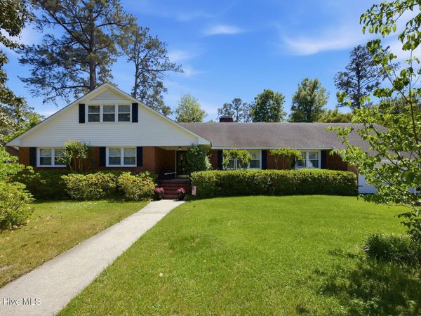 1904 York Street, Kinston, NC 28504