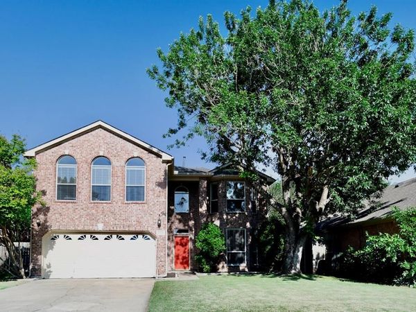2136 Newport Drive, Flower Mound, TX 75028