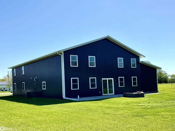 17922 Shanghi Road, Moravia, IA 52571