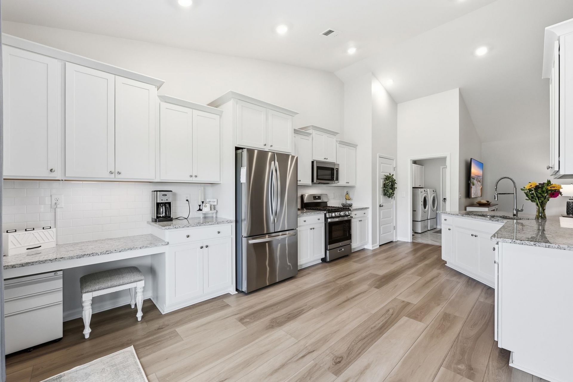 2023 Felicity Pl. Photo 15