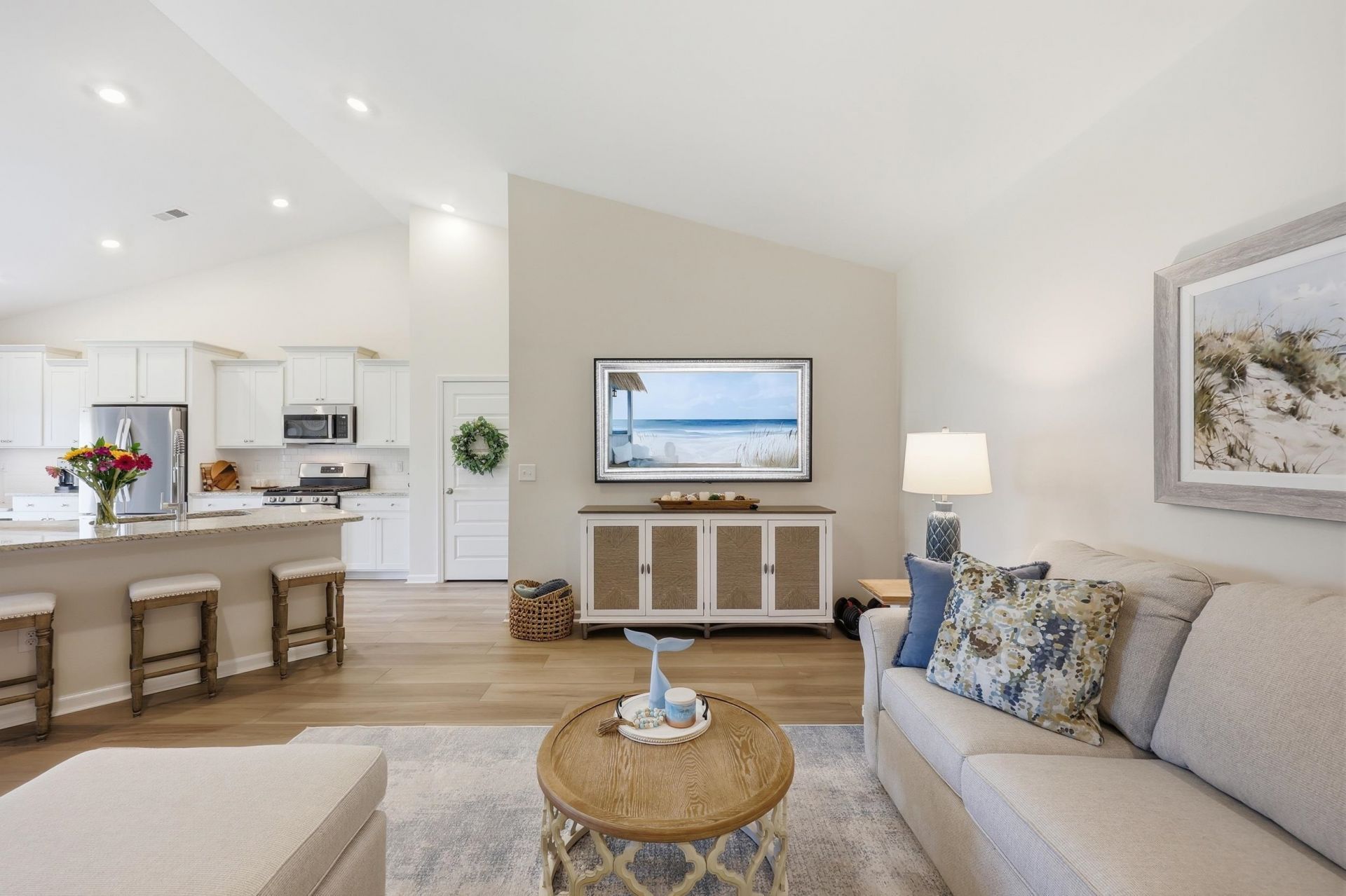 2023 Felicity Pl. Photo 8