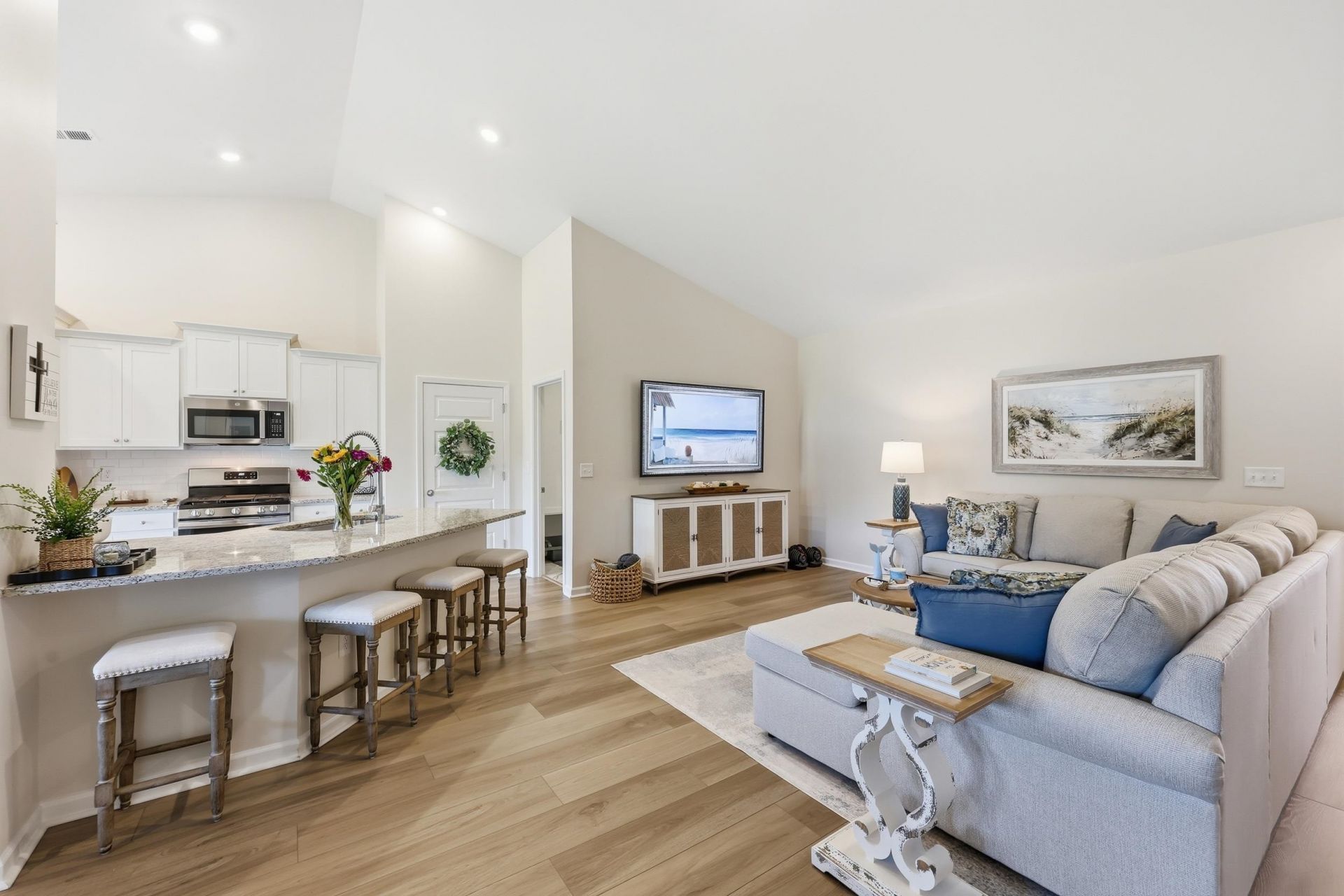 2023 Felicity Pl. Photo 9