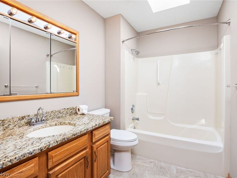 8746 Northstar Circle, Seville, OH 44273 Photo 11