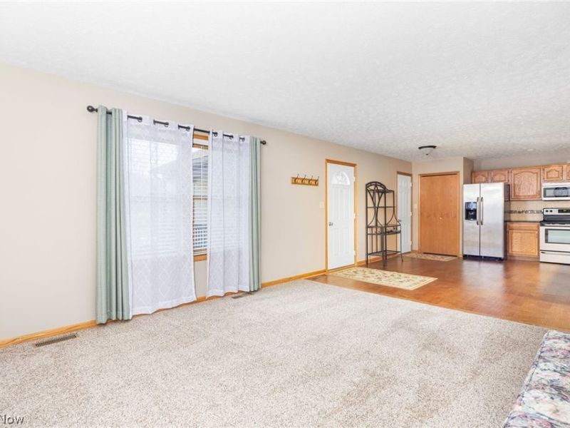 8746 Northstar Circle, Seville, OH 44273 Photo 6