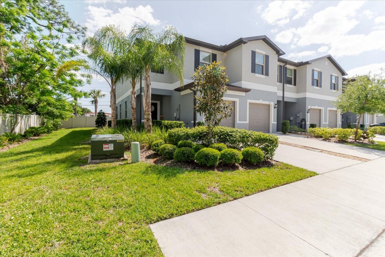 5226 Forum Boulevard , Holiday, FL 34690 Photo
