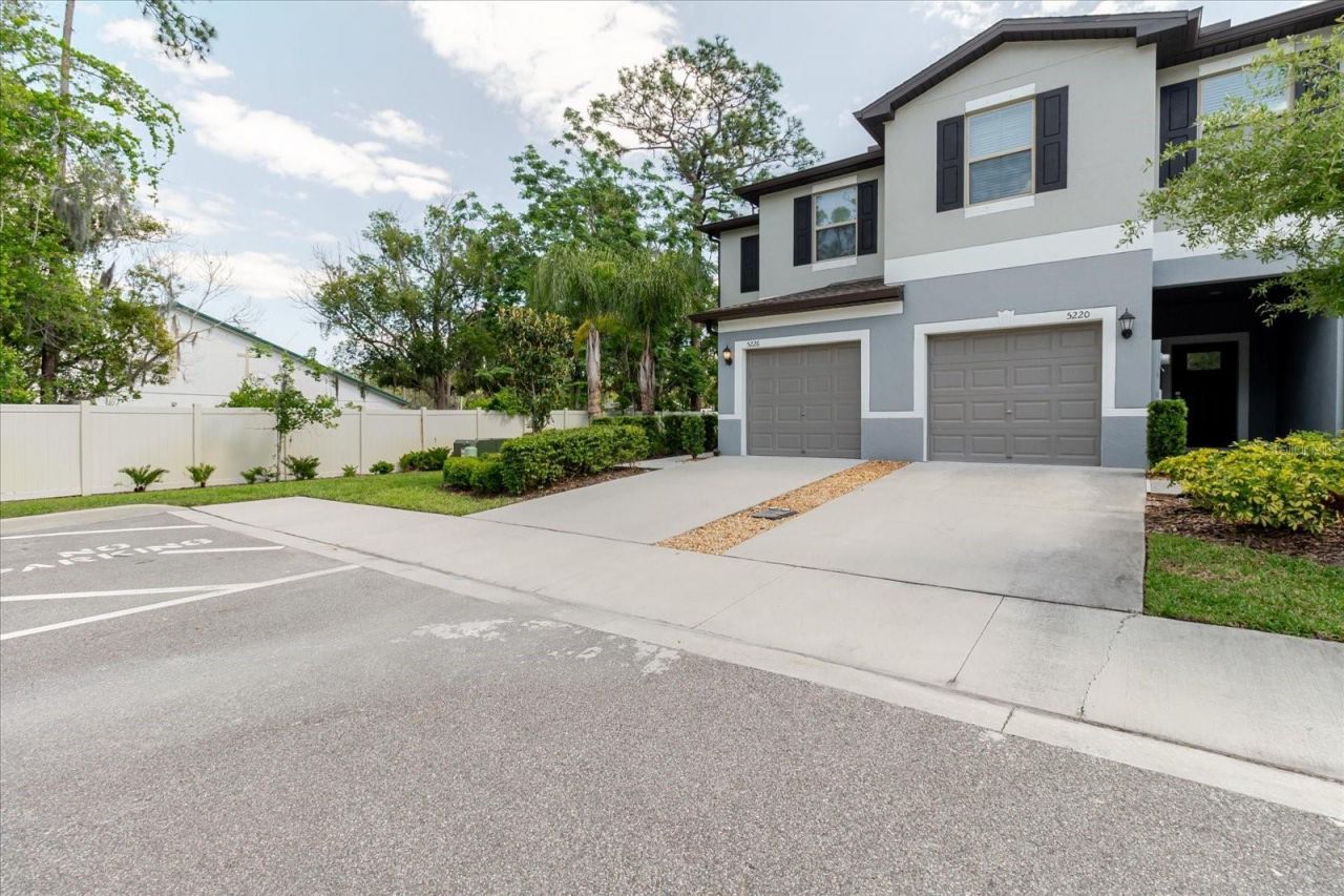 5226 Forum Boulevard , Holiday, FL 34690 Photo