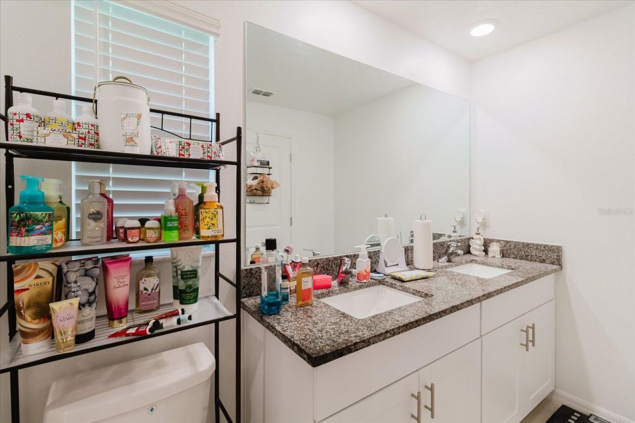 5226 Forum Boulevard , Holiday, FL 34690 Photo