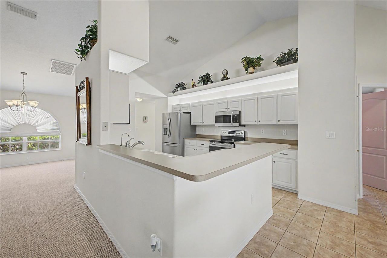 10351 Locker Drive , Spring Hill, FL 34608 Photo