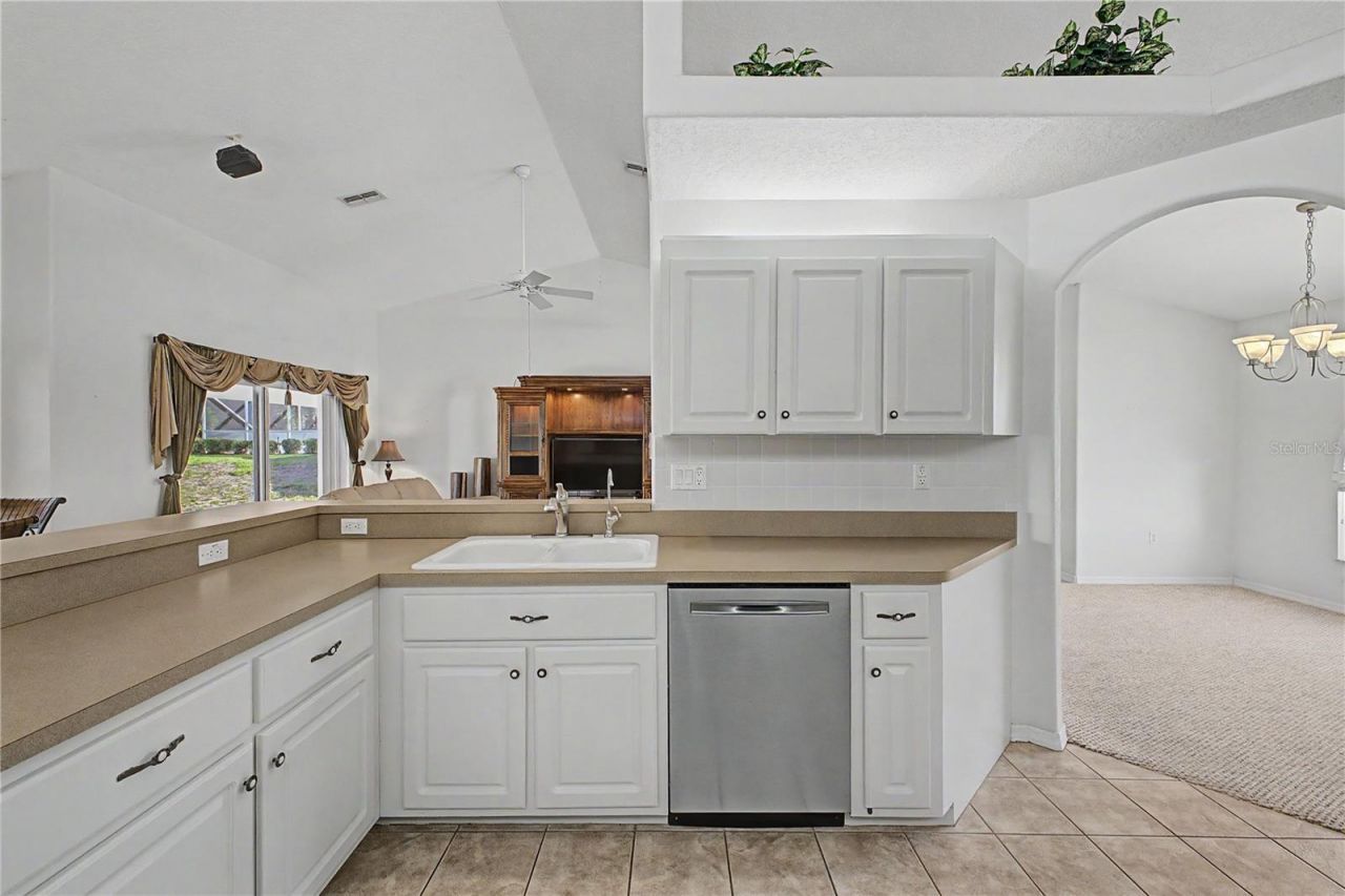 10351 Locker Drive , Spring Hill, FL 34608 Photo