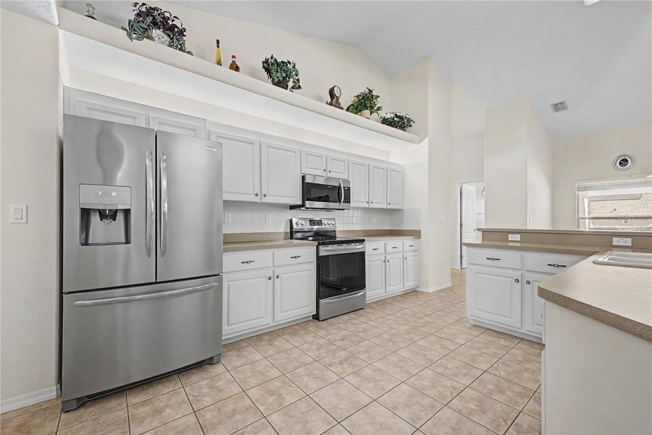 10351 Locker Drive , Spring Hill, FL 34608 Photo