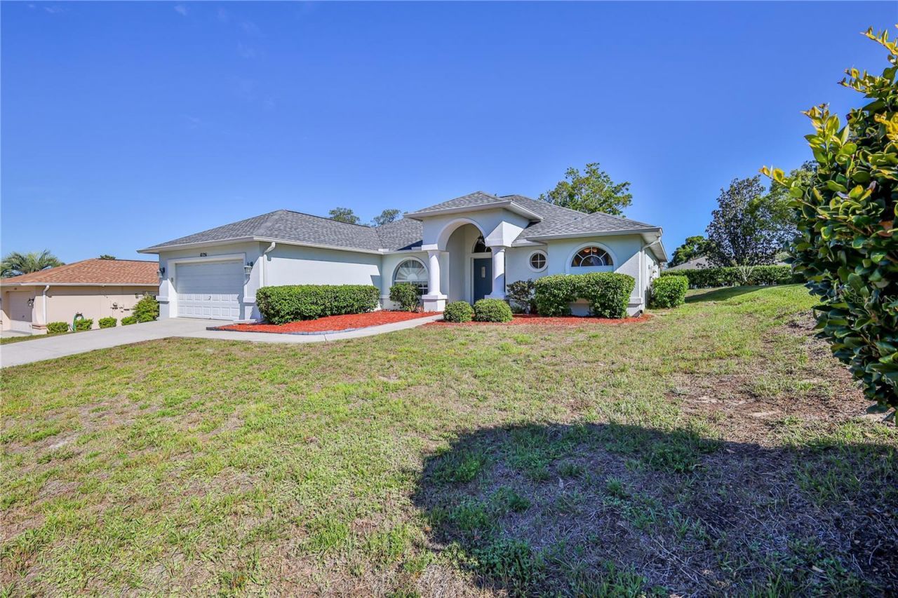 10351 Locker Drive , Spring Hill, FL 34608 Photo