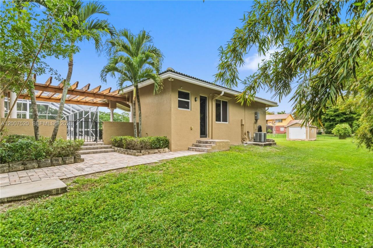 12343 NW 19th St , Plantation, FL 33323 Photo