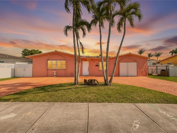 9610 SW 16th St , Miami, FL 33165