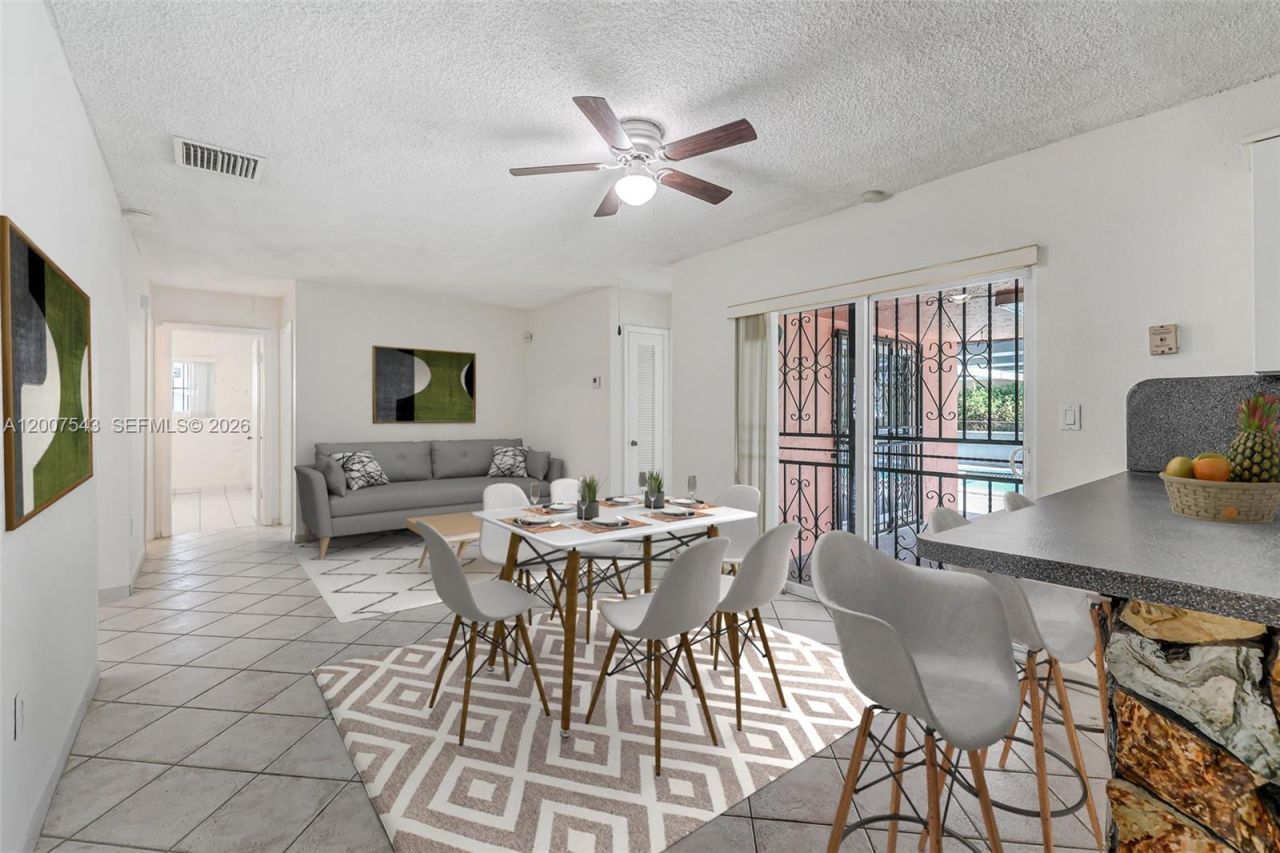 9610 SW 16th St, Miami, FL 33165 Photo