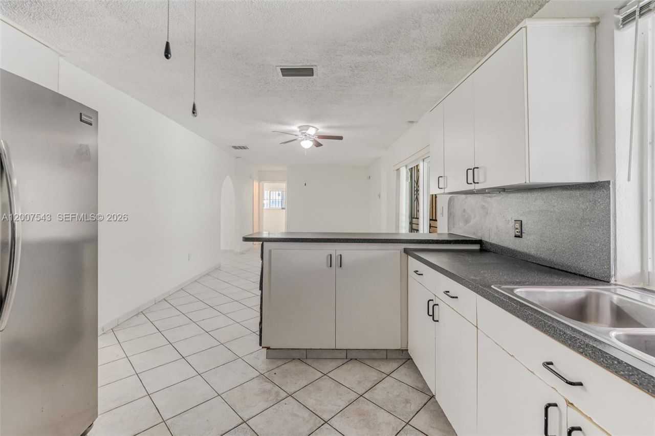 9610 SW 16th St, Miami, FL 33165 Photo