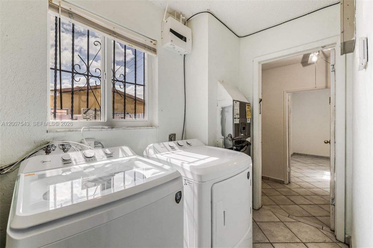 9610 SW 16th St, Miami, FL 33165 Photo