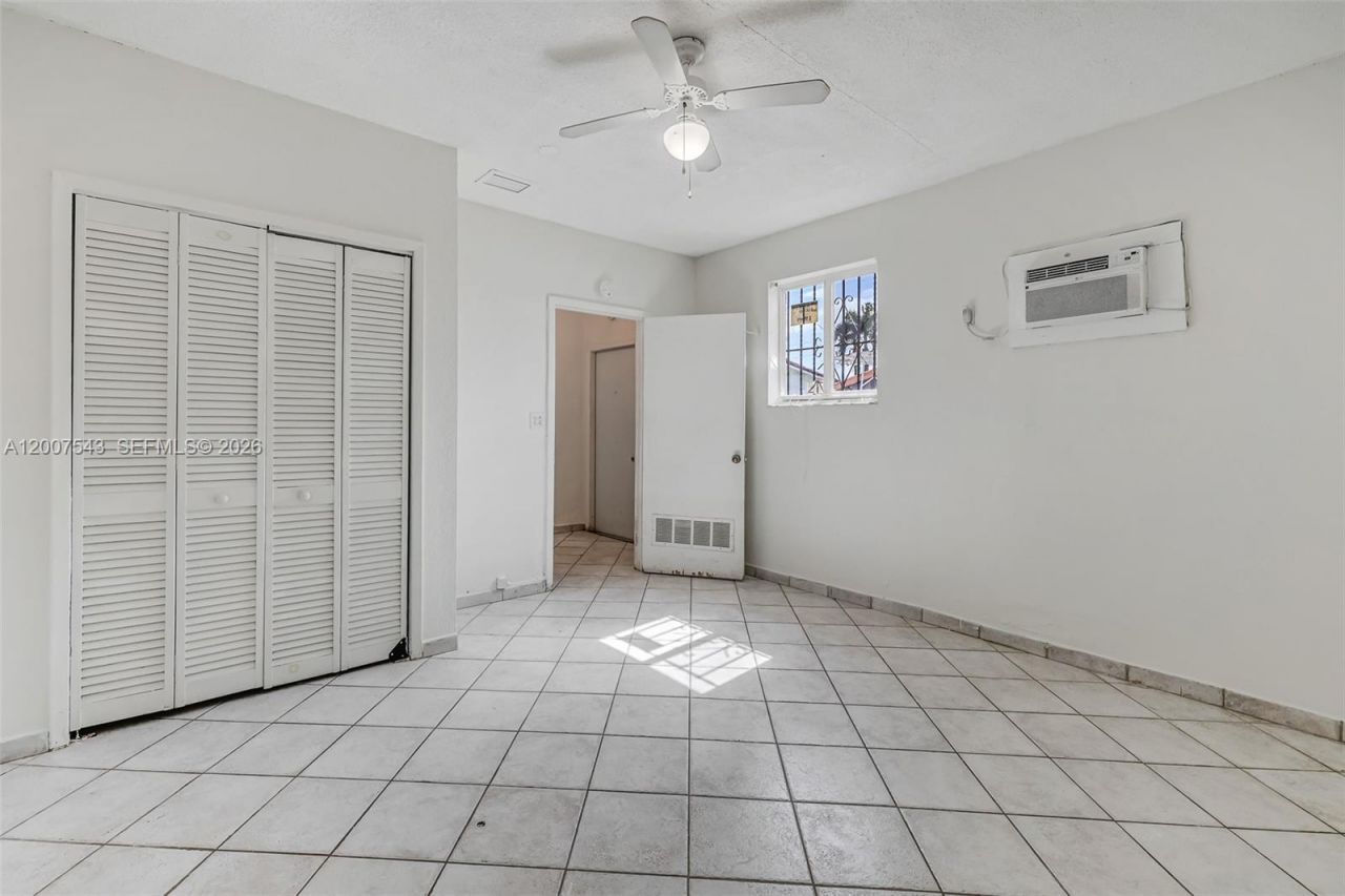 9610 SW 16th St, Miami, FL 33165 Photo