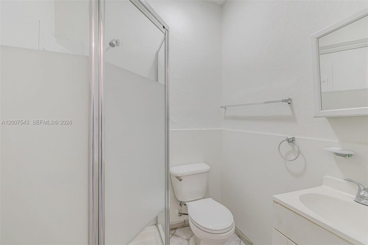 9610 SW 16th St, Miami, FL 33165 Photo