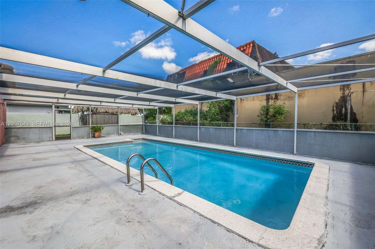 9610 SW 16th St, Miami, FL 33165 Photo