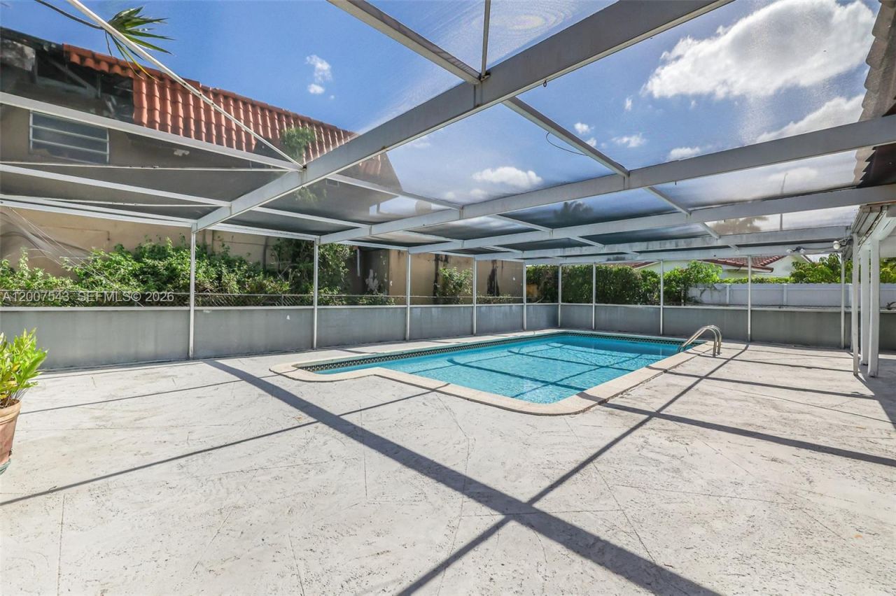 9610 SW 16th St, Miami, FL 33165 Photo