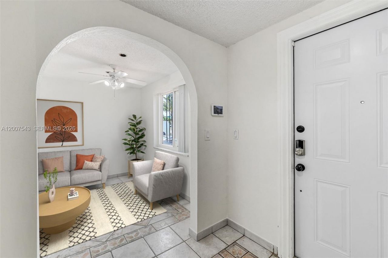 9610 SW 16th St, Miami, FL 33165 Photo