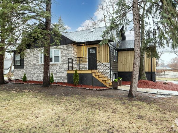 8459 S 85th Court , Hickory Hills, IL 60457