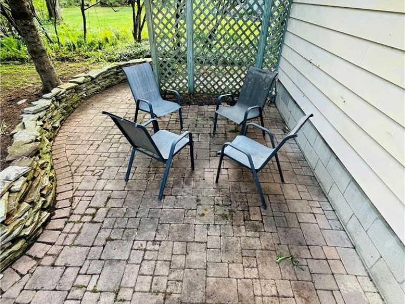 211 Square Drive, Madison, OH 44057 Photo 12