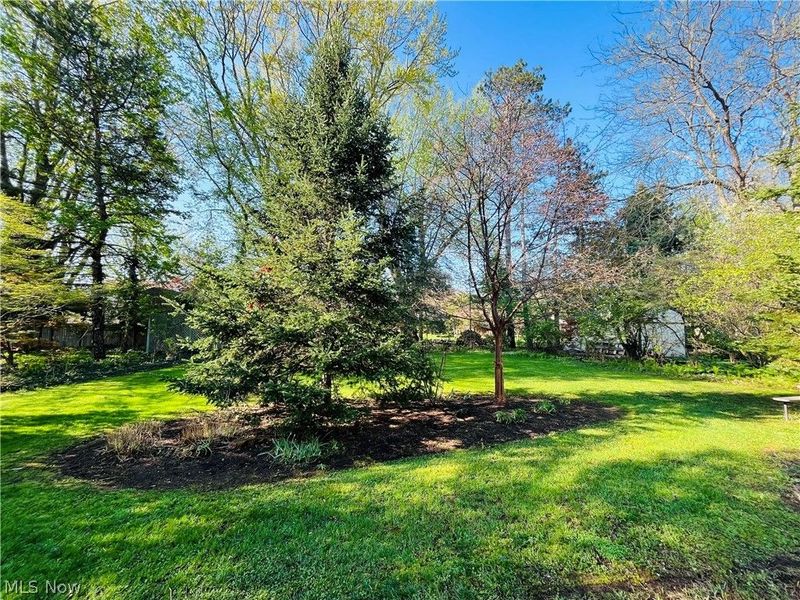 211 Square Drive, Madison, OH 44057 Photo 17