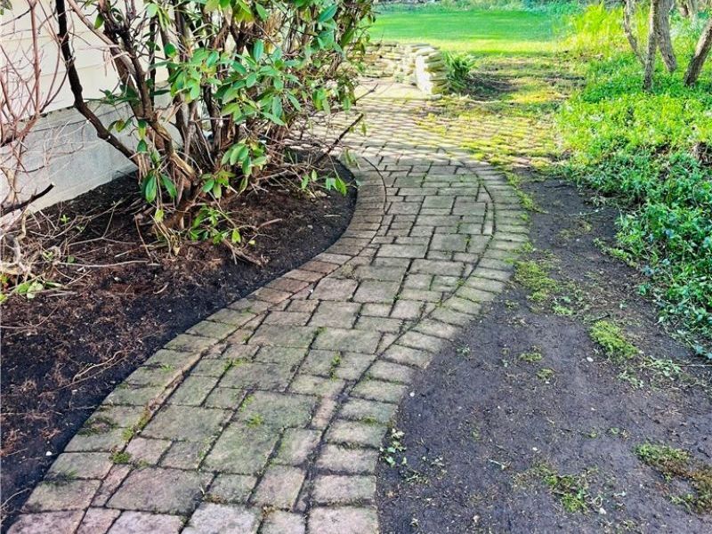 211 Square Drive, Madison, OH 44057 Photo 8