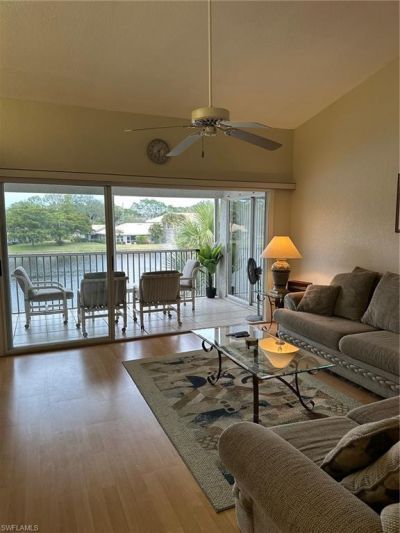 306 Emerald Bay Cir, Unit J5, Naples, FL 34110 Photo