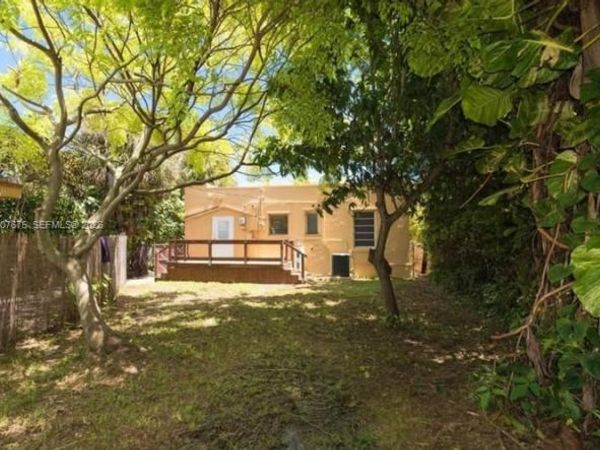 305 NE 2nd Ave , Unit na, Dania Beach, FL 33004