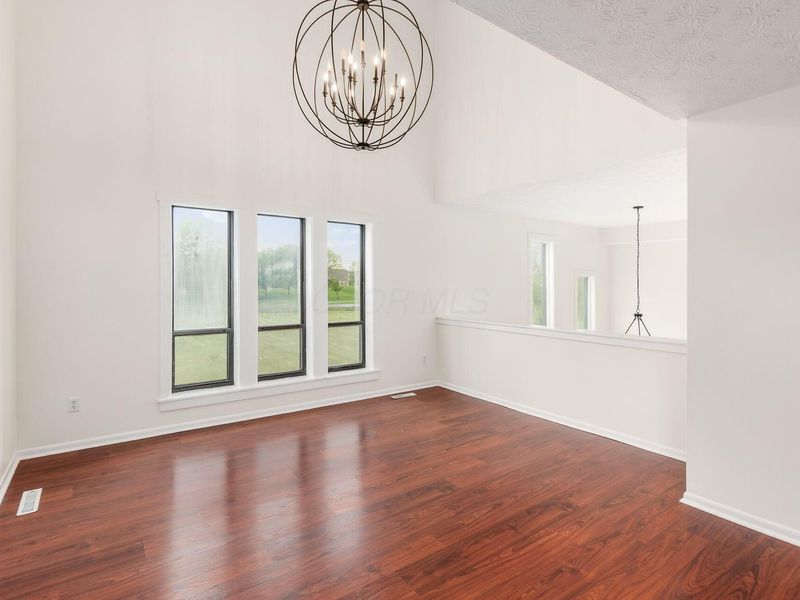 8119 Glencree Place, Dublin, OH 43016 Photo 5