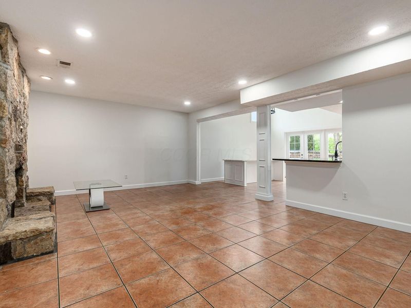 8119 Glencree Place, Dublin, OH 43016 Photo 9