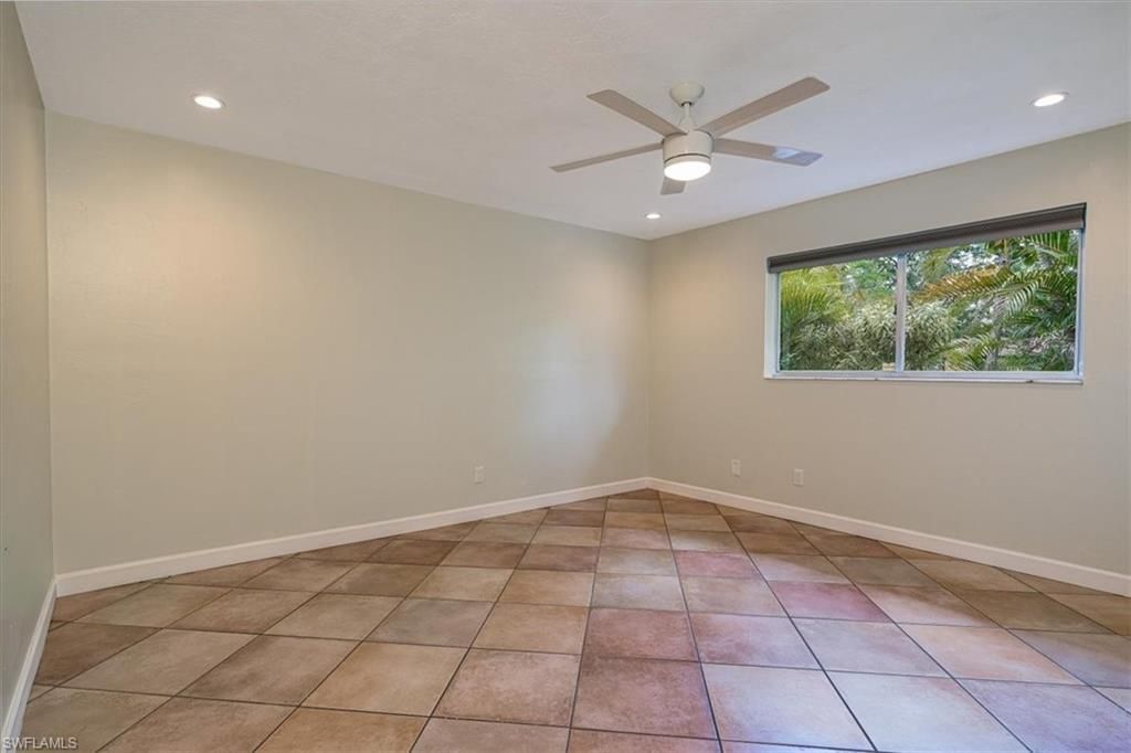 1025 Pine Isle Ln, Unit 1025, Naples, FL 34112 Photo
