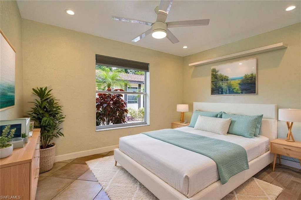 1025 Pine Isle Ln, Unit 1025, Naples, FL 34112 Photo