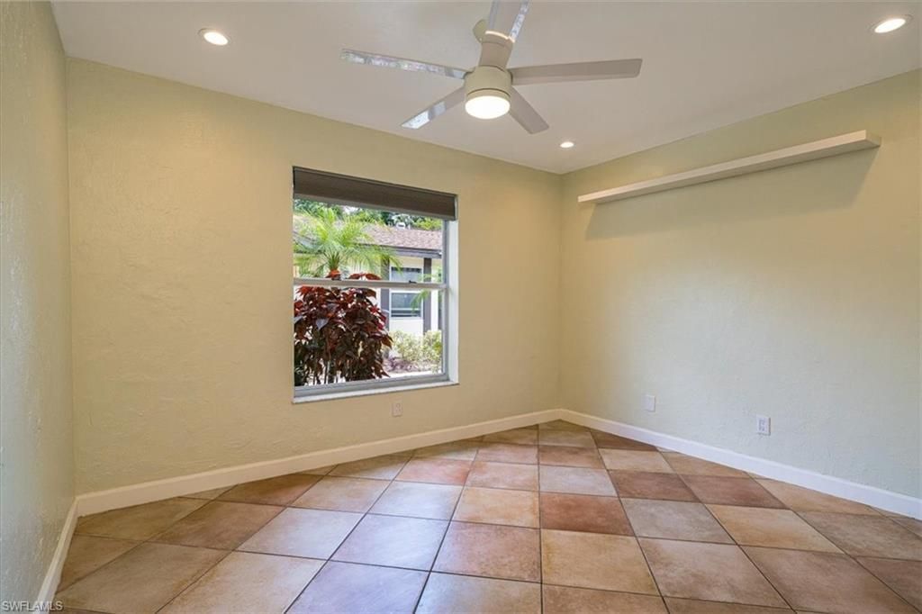 1025 Pine Isle Ln, Unit 1025, Naples, FL 34112 Photo