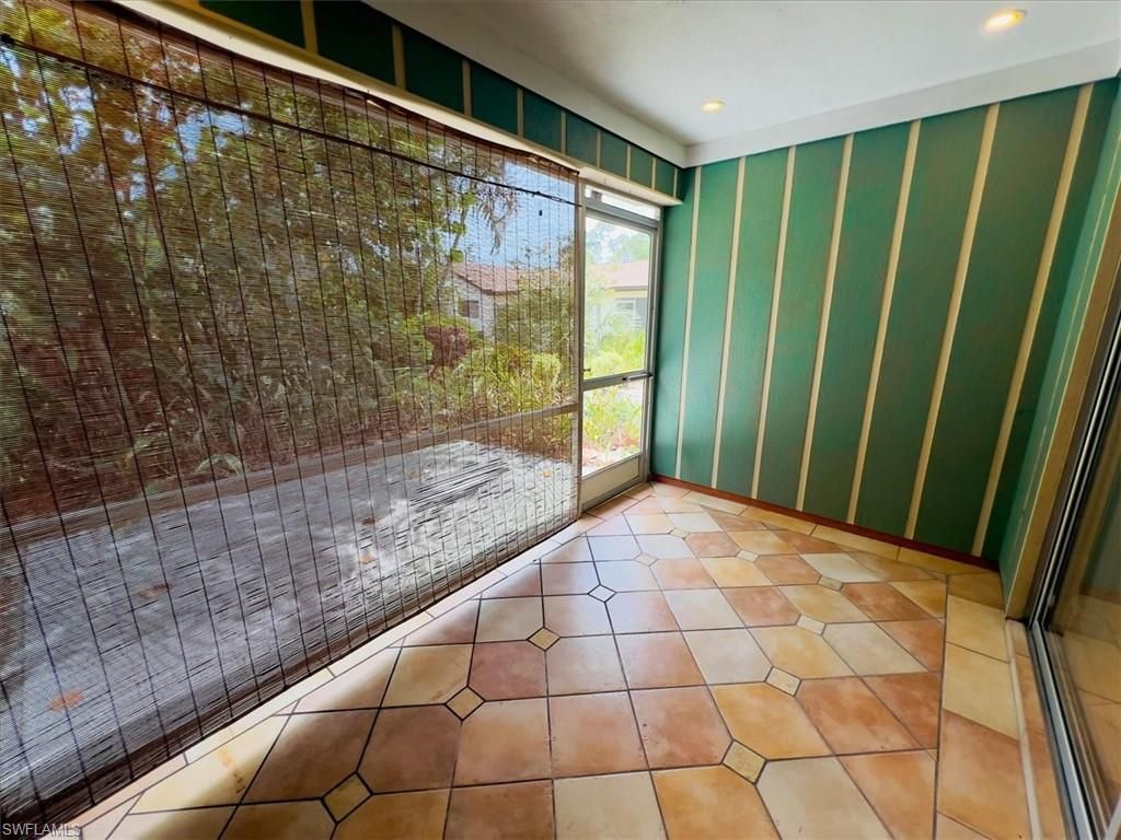 1025 Pine Isle Ln, Unit 1025, Naples, FL 34112 Photo