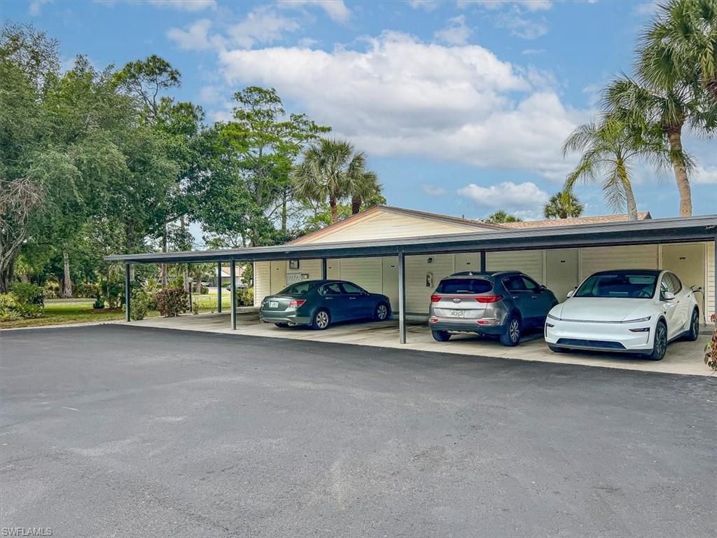 1025 Pine Isle Ln, Unit 1025, Naples, FL 34112 Photo