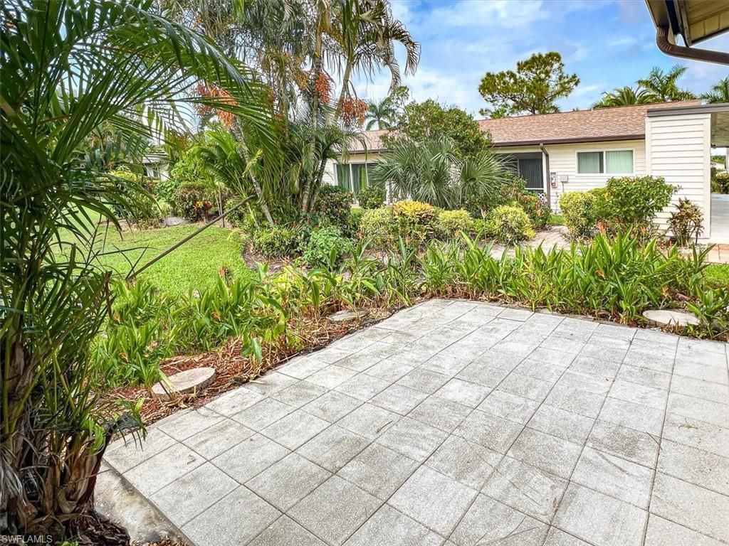 1025 Pine Isle Ln, Unit 1025, Naples, FL 34112 Photo