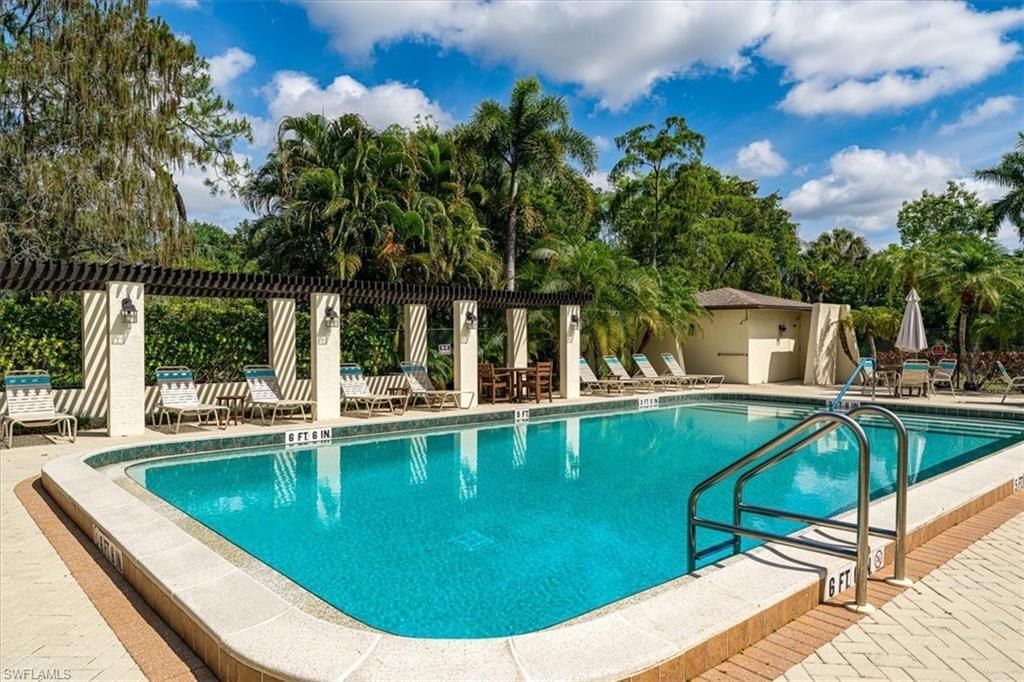 1025 Pine Isle Ln, Unit 1025, Naples, FL 34112 Photo