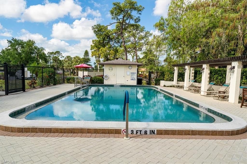 1025 Pine Isle Ln, Unit 1025, Naples, FL 34112 Photo