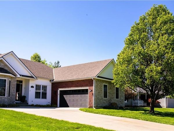 1906 160th Terrace, Basehor, KS 66007