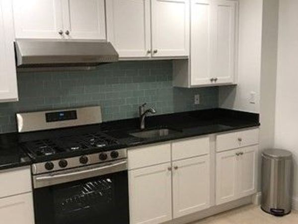 17 George St, Unit 2, Somerville, MA 02145