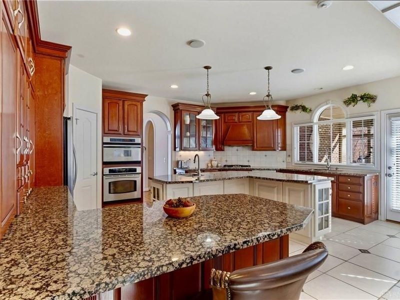 8077 Laurel Lake Court, Liberty Township, OH 45044 Photo 12