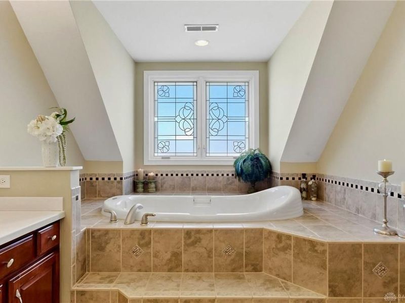 8077 Laurel Lake Court, Liberty Township, OH 45044 Photo 32