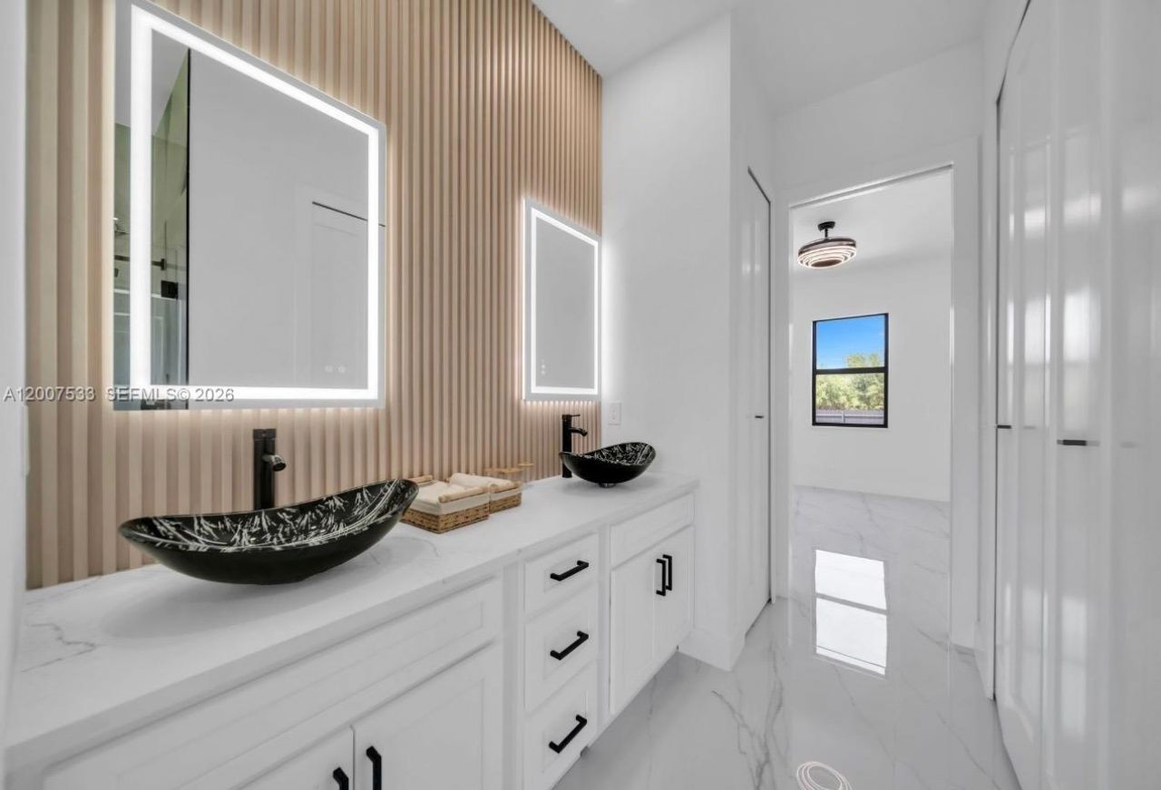 3010 13th St SW , Lehigh Acres, FL 33976 Photo