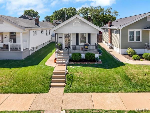 5446 Dempsey Avenue, St Louis, MO 63110