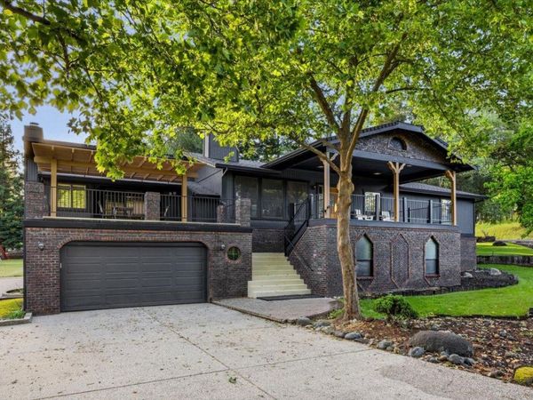 13895 Strawberry Cir, Penn Valley, CA 95946