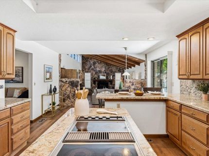 13895 Strawberry Cir, Penn Valley, CA 95946 Photo